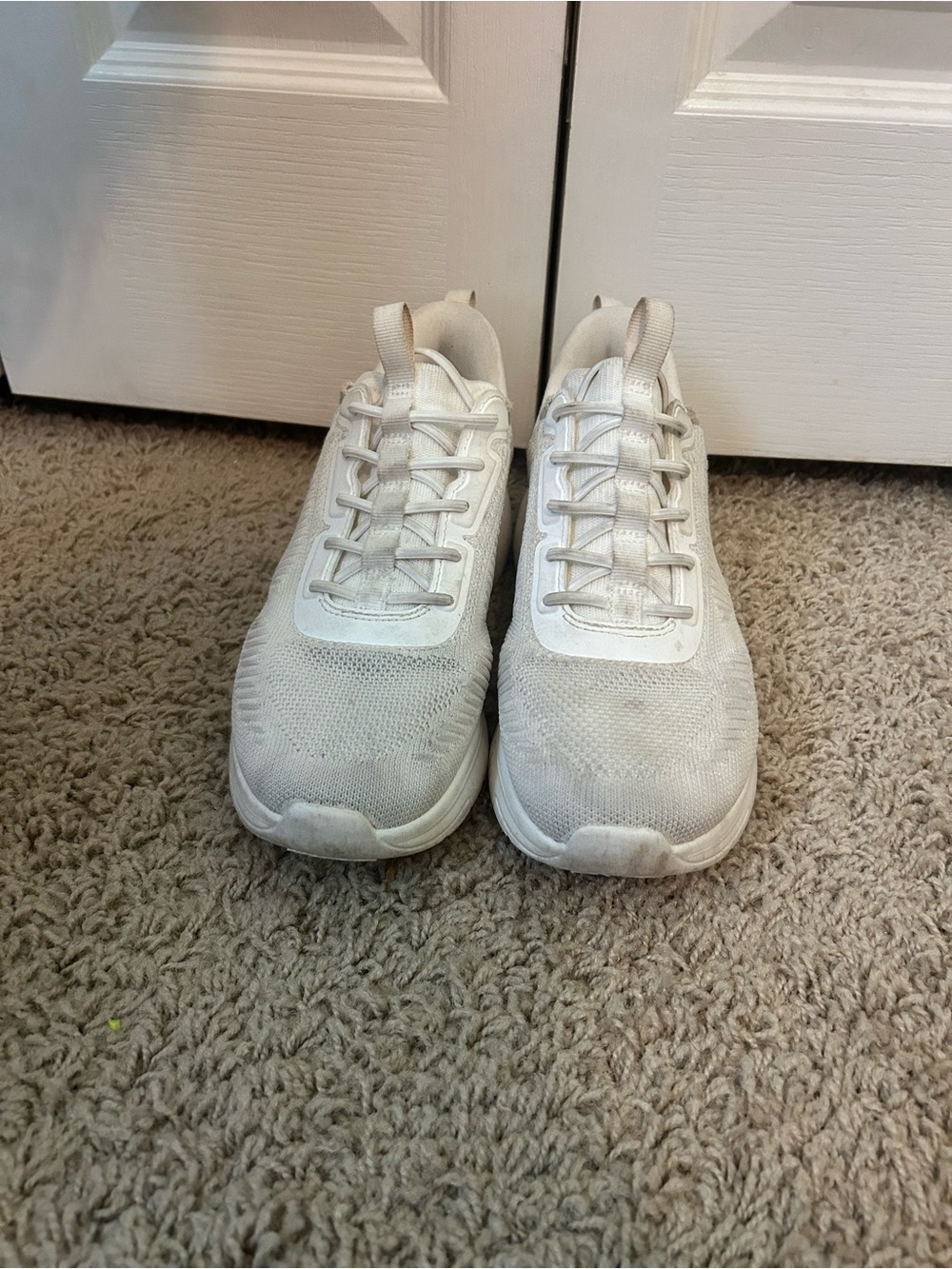 Amazon Women's Athletic Sneakers White